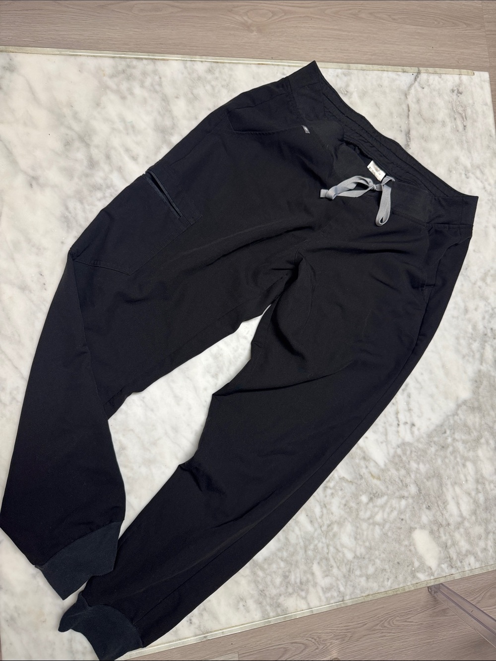 Women’s Black Jogger Pants and matching top - FIGS - Size L
